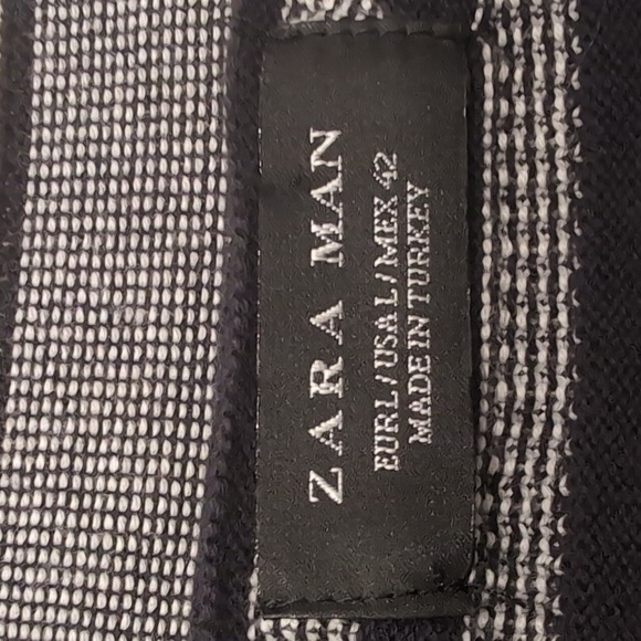 Zara Man black and grey striped pre-owned  size L sweater. - Picture 2 of 7